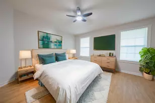 951 E Highland Rd, Oak Leaf, TX 75154 - Photo 14