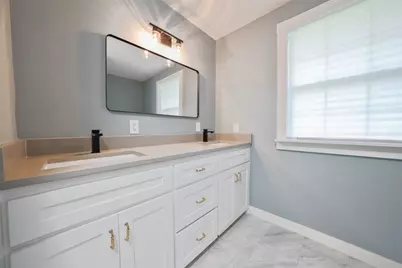 951 E Highland Road, Oak Leaf, TX 75154 - Photo 24