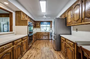 677 Fm 3356, Van Alstyne, TX 75495 - Photo 6