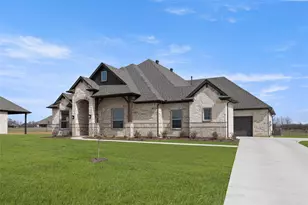 6013 Valley View Dr, Joshua, TX 76058 - Photo 2
