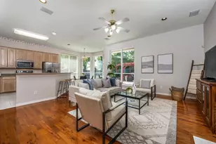 2925 Custer Dr, Corinth, TX 76210 - Photo 8