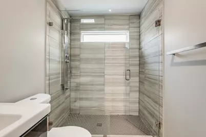 4915 Bryan Street #205, Dallas, TX 75206 - Photo 6