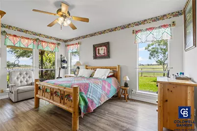 1221 Park N Boulevard, Cleburne, TX 76033 - Photo 14