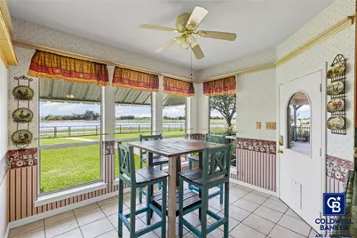 1221 Park N Boulevard, Cleburne, TX 76033 - Photo 10