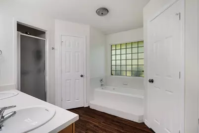 3750 Castlegate Drive, Paris, TX 75462 - Photo 12