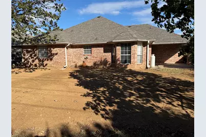 3750 Castlegate Drive, Paris, TX 75462 - Photo 18