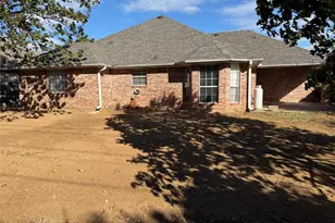 3750 Castlegate Dr, Paris, TX 75462 - Photo 18