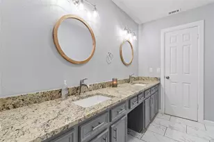 103 S San Jacinto St, Whitney, TX 76692 - Photo 10