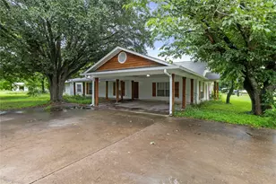 103 S San Jacinto St, Whitney, TX 76692 - Photo 2