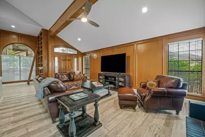 4904 Fairway Place Court, Granbury, TX 76049 - Photo 8