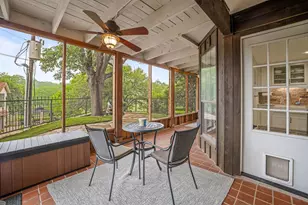 4904 Fairway Pl Ct, Granbury, TX 76049 - Photo 4