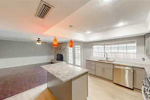 1505 Carnation Dr, Lewisville, TX 75067 - Photo 14