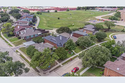 2903 Golden Gate Court, Carrollton, TX 75007 - Photo 4