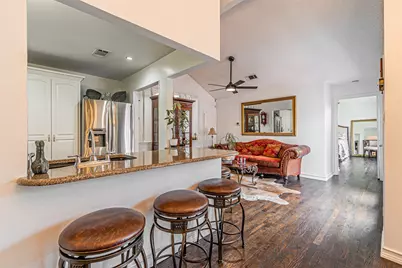 2903 Golden Gate Court, Carrollton, TX 75007 - Photo 8