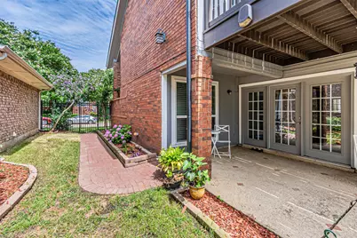 2903 Golden Gate Court, Carrollton, TX 75007 - Photo 30