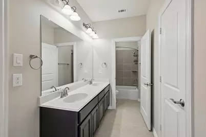 2866 Milsons Point Drive, Trophy Club, TX 76262 - Photo 32