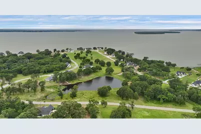 1511 Shoreline Drive, Mabank, TX 75143 - Photo 8