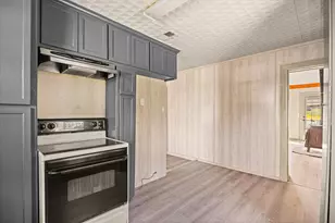 306 Litigation St, Glen Rose, TX 76043 - Photo 30