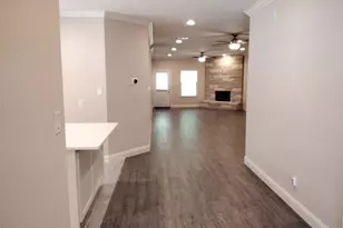 899 E Jefferson St, Van Alstyne, TX 75495 - Photo 2