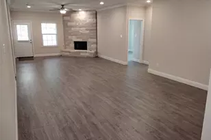 899 E Jefferson St, Van Alstyne, TX 75495 - Photo 8