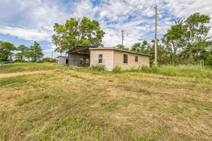 37 Busby Ln, Bells, TX 75414 - Photo 8
