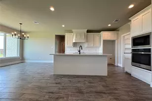 148 Chapowits, Godley, TX 76044 - Photo 8