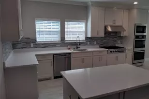 901 E Jefferson St, Van Alstyne, TX 75495 - Photo 4