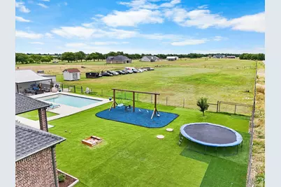 12555 Flow Road, Krum, TX 76249 - Photo 38