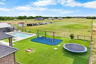 12555 Flow Rd, Krum, TX 76249 - Photo 38