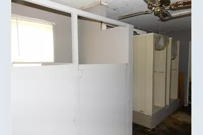 908 NE 4th Street, Hubbard, TX 76648 - Photo 10