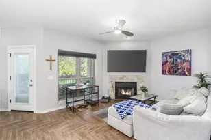 7340 Skillman St, Dallas, TX 75231 - Photo 2