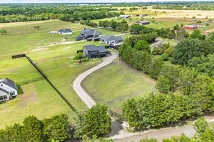 4949 Co Rd 2208, Greenville, TX 75402 - Photo 2