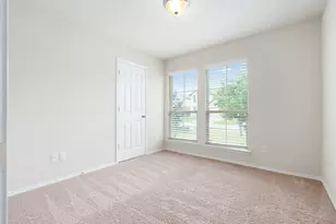 3216 Jackal Dr, Lorena, TX 76655 - Photo 10