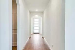 533 Hillcrest Cir, Justin, TX 76247 - Photo 8