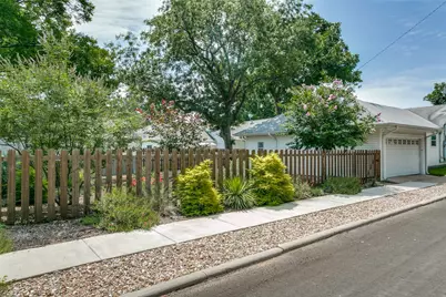 202 North Street, Grand Prairie, TX 75050 - Photo 12