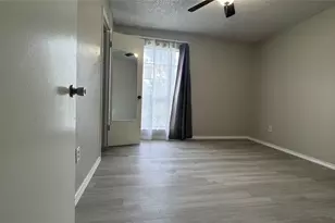 12484 Abrams Rd, Dallas, TX 75243 - Photo 16