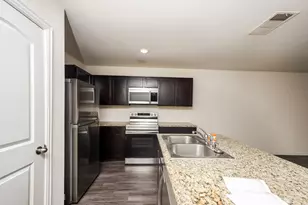 2829 Oakdale St, Dallas, TX 75215 - Photo 10