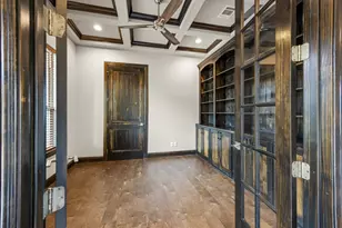 1209 Catalina Bay Blvd, Granbury, TX 76048 - Photo 10