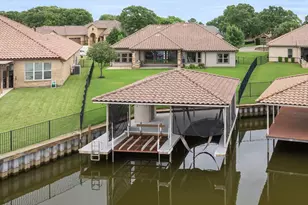 1209 Catalina Bay Blvd, Granbury, TX 76048 - Photo 38