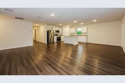 336 Bounding Main Street, Gun Barrel City, TX 75156 - Photo 4