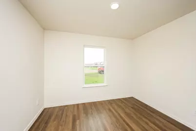 819 S Sutton Street, Mabank, TX 75147 - Photo 16