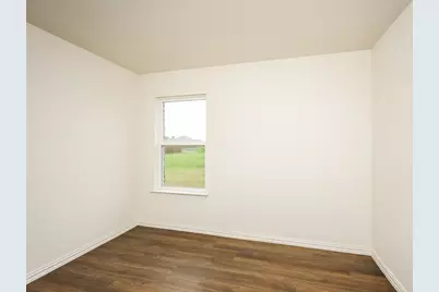 819 S Sutton Street, Mabank, TX 75147 - Photo 12