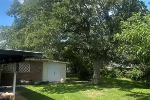 1103 Rolling Hills Dr S, Graham, TX 76450 - Photo 4