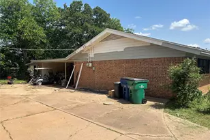 1103 Rolling Hills Dr S, Graham, TX 76450 - Photo 2