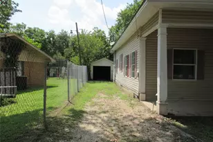 1203 Sewanee Dr, Marlin, TX 76661 - Photo 2