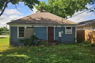 917 E Pulaski St, Fort Worth, TX 76104 - Photo 4