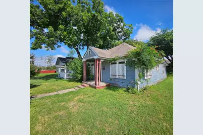 917 E Pulaski Street, Fort Worth, TX 76104 - Photo 2