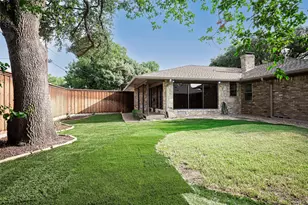 9334 Hunters Creek Dr, Dallas, TX 75243 - Photo 14