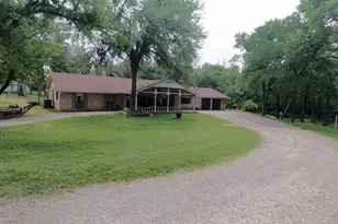 677 Farm to Market Rd 3356, Van Alstyne, TX 75495 - Photo 4