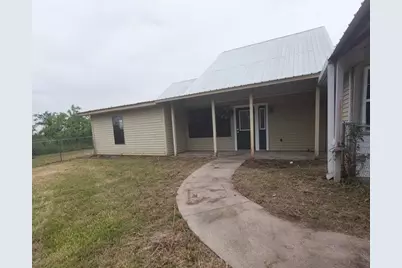 1062 Farm Road 3132, Klondike, TX 75448 - Photo 14